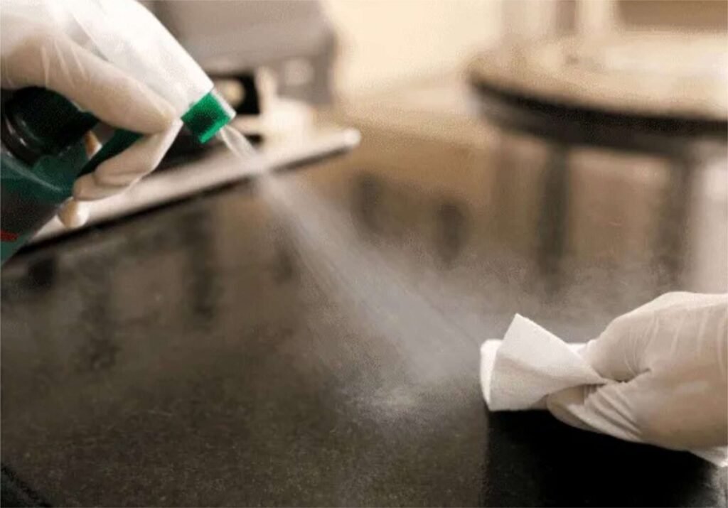 Laser Cleaning vs Sandblasting: Pilih Sesuai Permukaan dan Skala Kerja